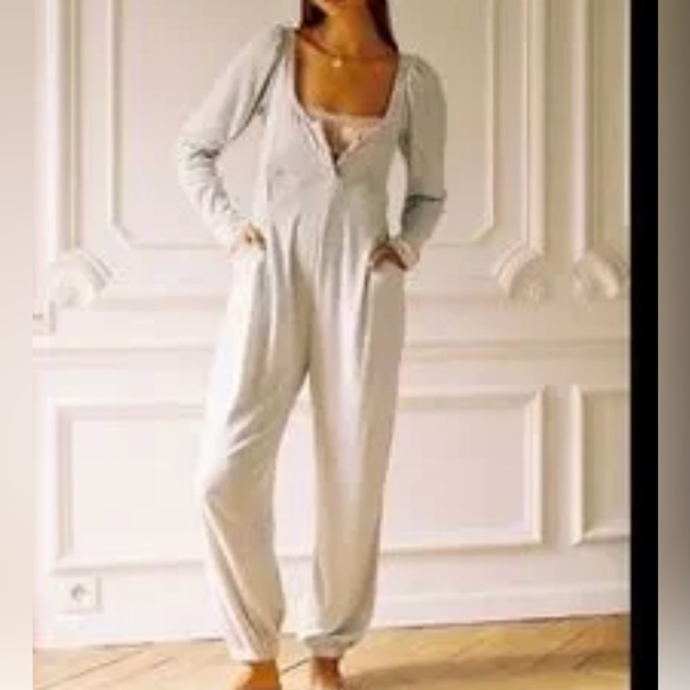 Free People Intimately One Piece Lace Stretch Jumpsuit Lingerie M NEW